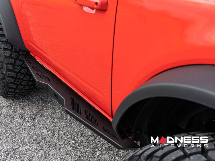 Ford Bronco Side Steps - Rock Sliders - 2 Door - Rough Country - Heavy Duty