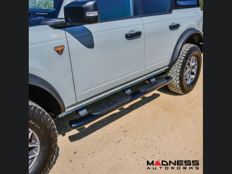 Ford Bronco Side Steps - 4-Door - PRO TRAXX 5" - Oval Nerf Step Bars - Textured Black - Westin 