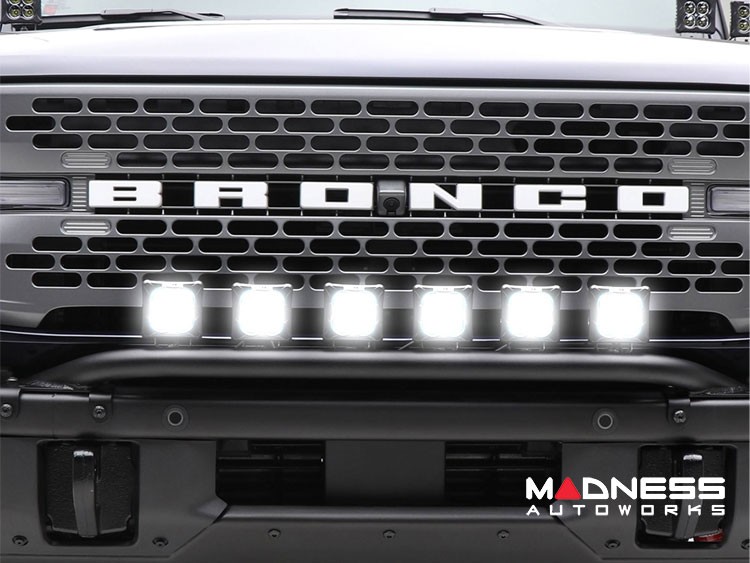 Ford Bronco Bumper Bar Light Kit - Factory Bumper - ZROADZ - Top Mount - w/ 6x3" White LED Pods