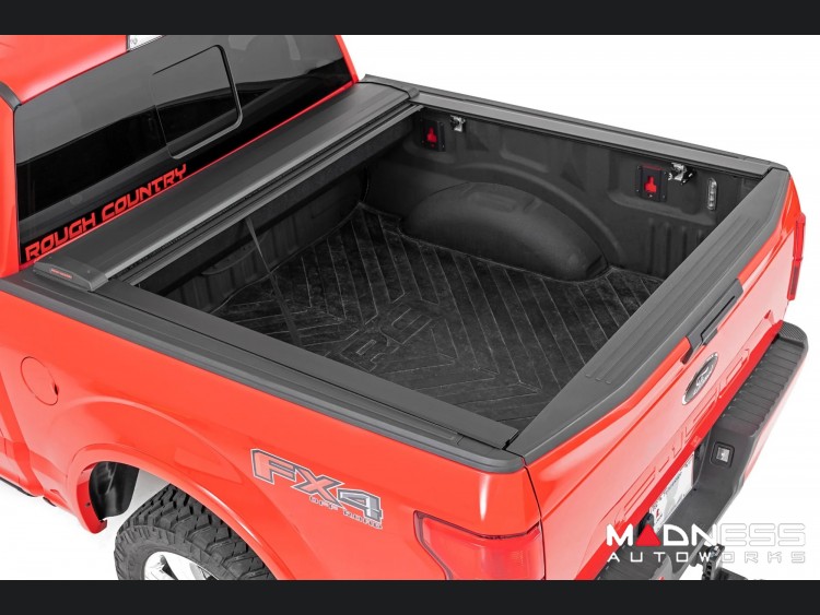 Ford F-150 Retractable Bed Cover - 5'7"